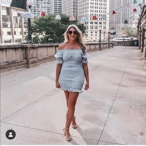 Off The Shoulder Scrunch Dress